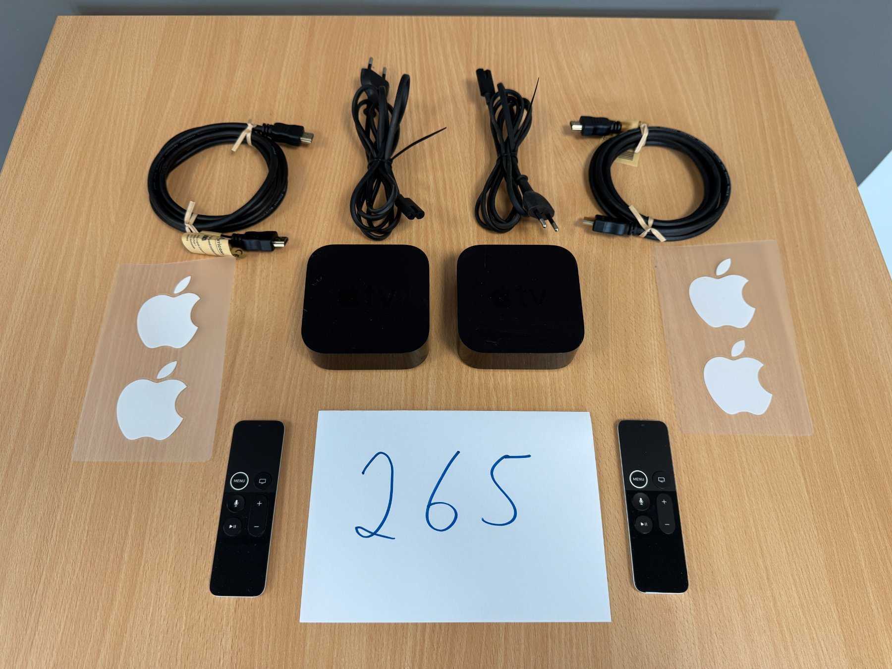 2x Apple TV HD (4. Generation) 32GB Modellnummer A1625 mit Zubehör