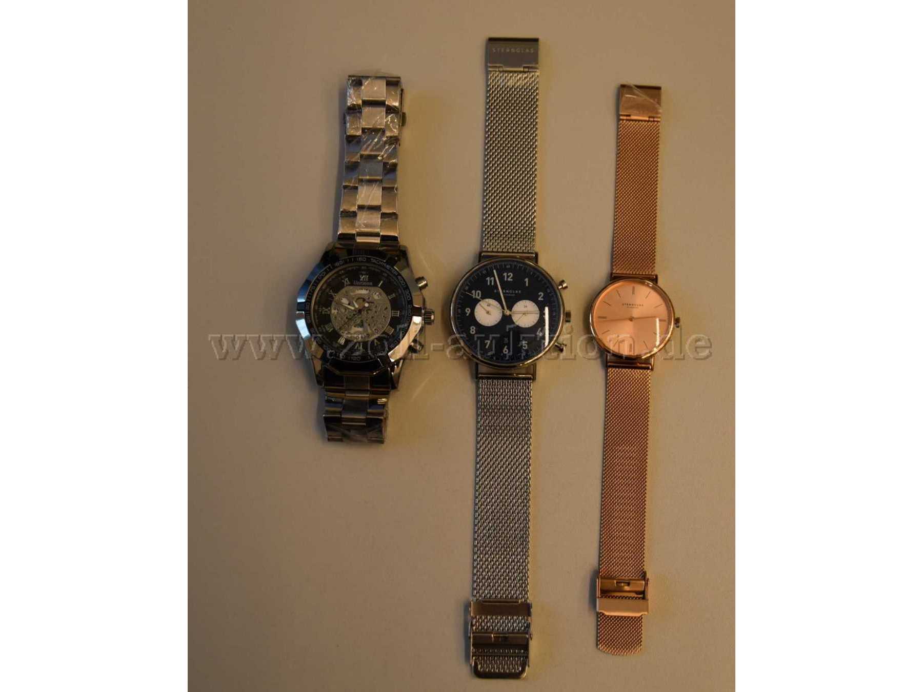 2 Armbanduhren “Sternglas“, und 1 Armbanduhr „Unraion“