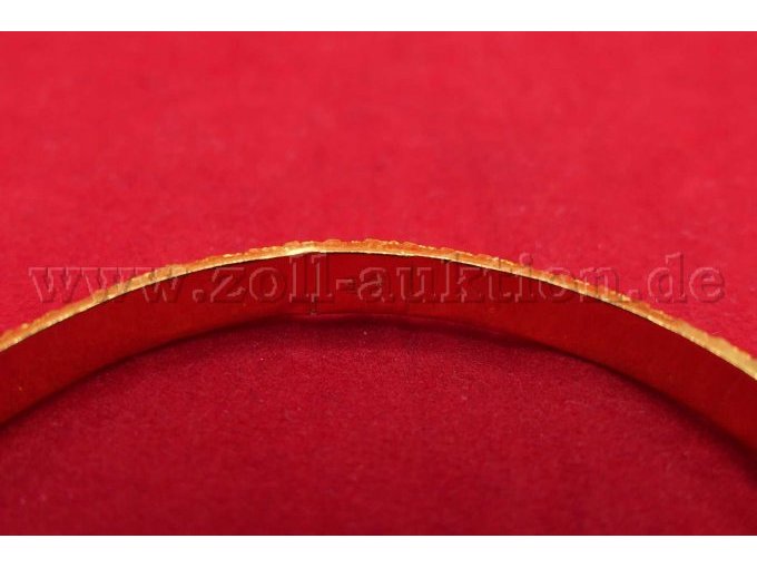 Detailaufnahme Punzierung