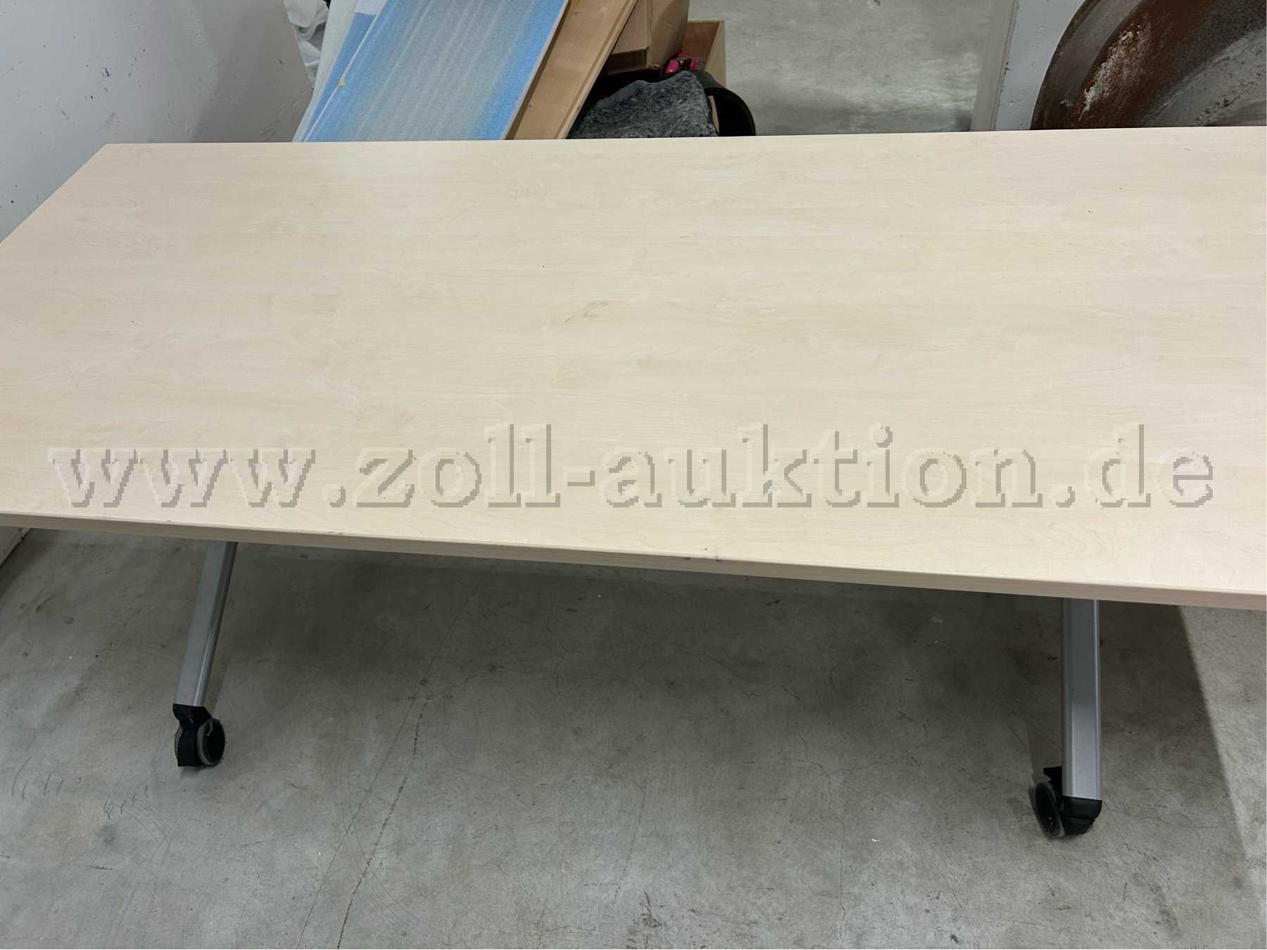 Tisch 2