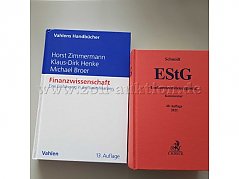 Bücher zum Thema Finanzen und Einkommenssteuer - Cover