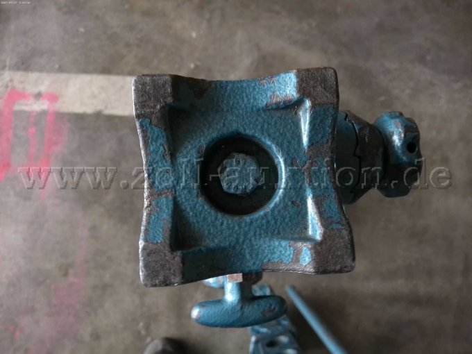 2 gebruikte buffelwinden (FA Weber Hydraulik) – foto 5 – kavel bij Zoll-Auktion, Belgern