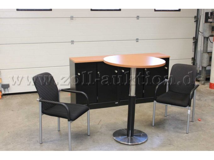 Tisch hochgefahren