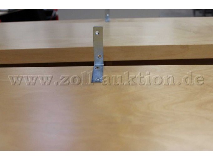 Winkel für Wandbefestigung.