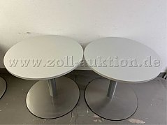 Gesamtansicht 2 Tische -Auktonsumfang