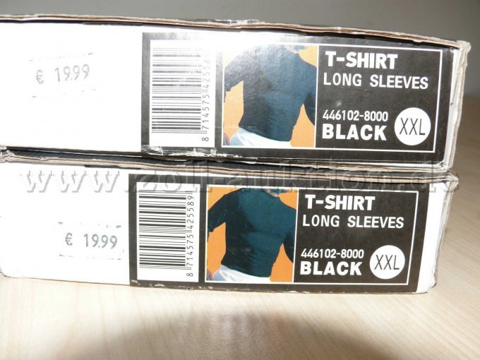 Shirt in Originalverpackung
