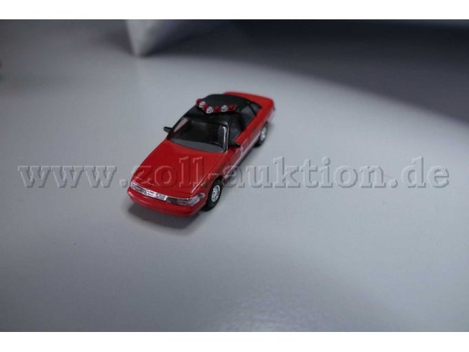 Busch Ford Crown Victoria Chicago Fire Deoartment Ansicht von vorne