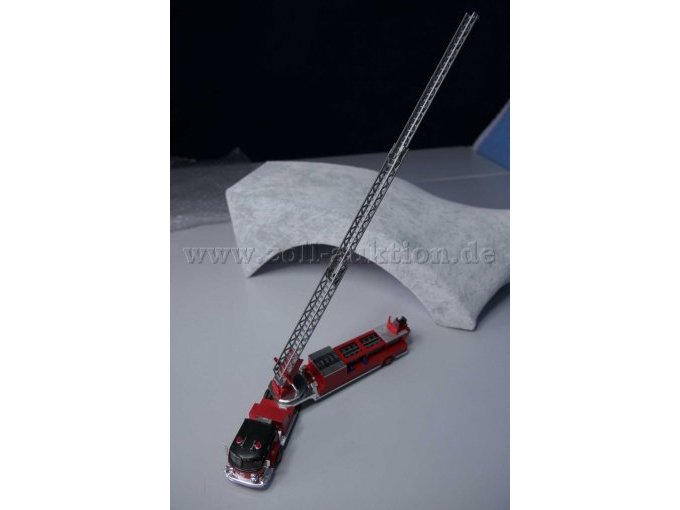 Busch Feuerwehr Leiterwagen La France Ansicht von oben