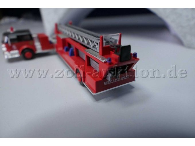 Busch Feuerwehr Leiterwagen La France Ansicht von hinten