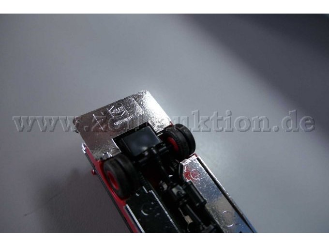 Busch
46018 Feuerwehr Pumpenwagen La France Ansicht von unten