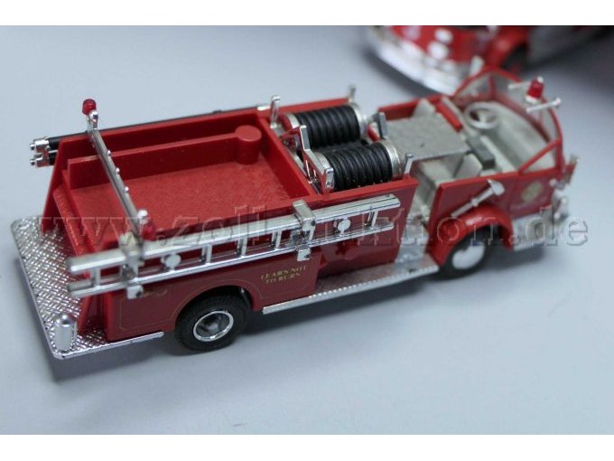 Busch Feuerwehr Pumpenwagen La France, Cabrio Ansicht von der Seite