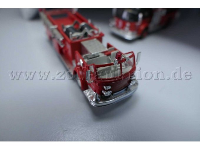 Busch Feuerwehr Pumpenwagen La France, Cabrio Ansicht von vorne