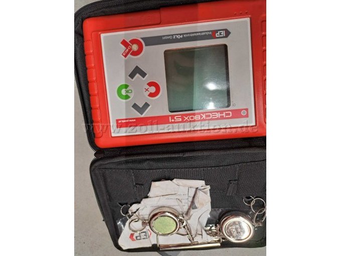 Checkbox 5+1 mit Tasche Detail