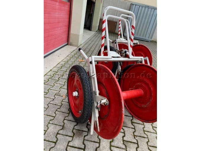 Schlauchhaspel 2 vorne rechte Seite