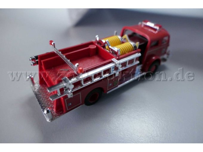 Busch Feuerwehr Pumpenwagen La France Ansicht von hinten