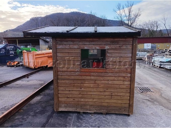 Hütte 5 rechte Seite