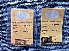 Goldbarren mit Verpackung
