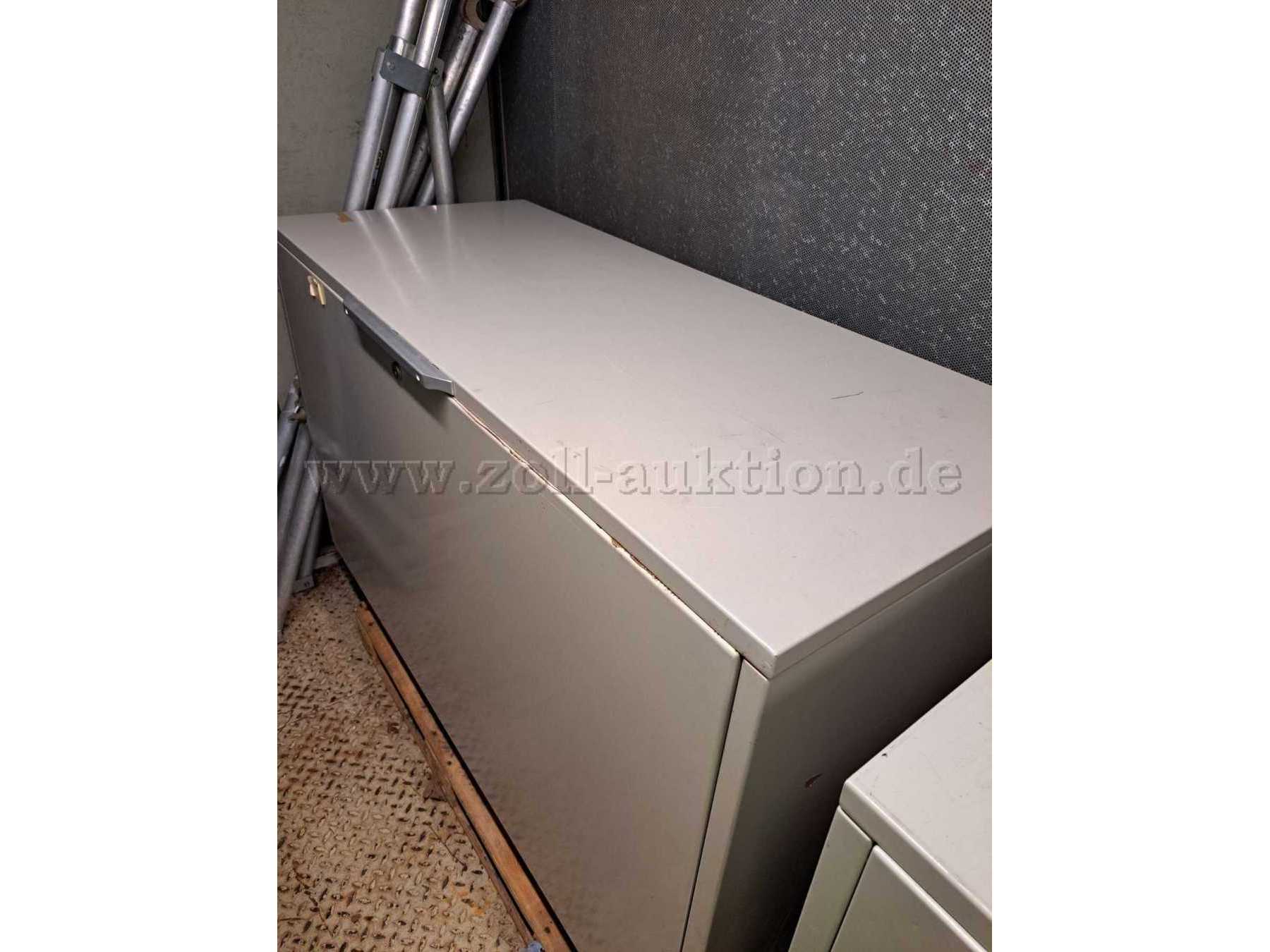 Hängeregisterschrank Geschlossen