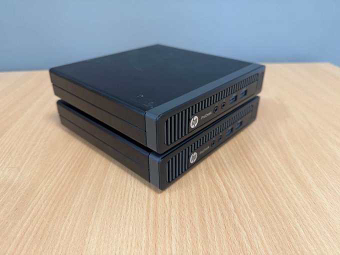 HP ProDesk 400 G1 Desktop-Mini PC
Seitenansicht