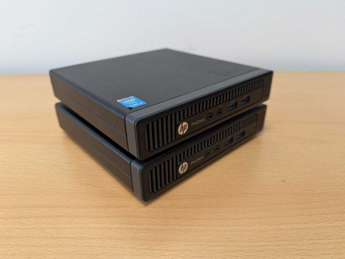 2x HP ProDesk 400 G1 GM Desktop-Mini PC
Vorderseite
