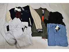 2 Jacken „Jack & Jones“ und 4 Hemden