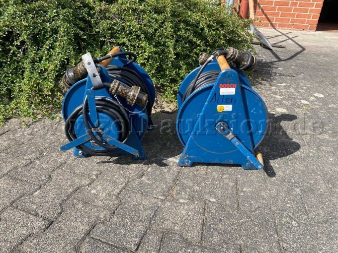 Seitenansicht Kabeltrommeln Seitenansicht Kabeltrommeln