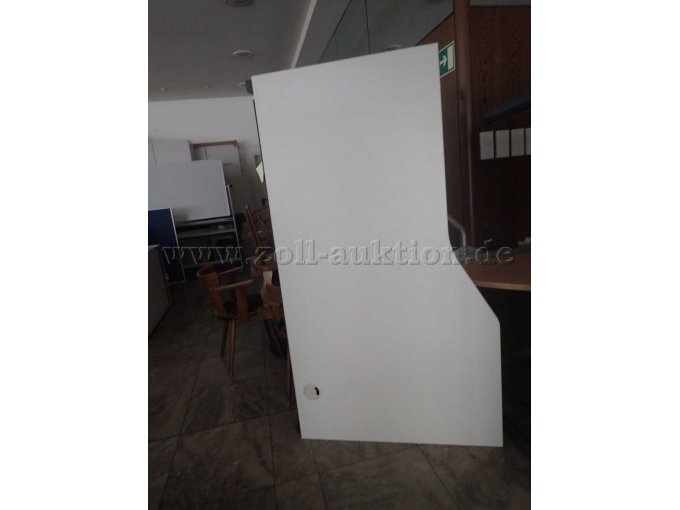 Kompakttisch mit Linksausleger,
Maße: 180 x 80/ 100 cm, Ansicht Tischplatte