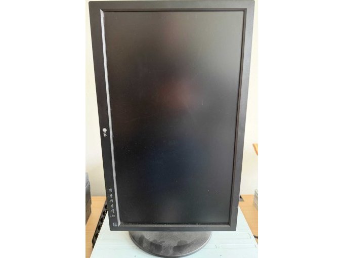 2 LG Monitore | 23 Zoll / 58,42 cm – kavel bij Zoll-Auktion, Brunsbüttel