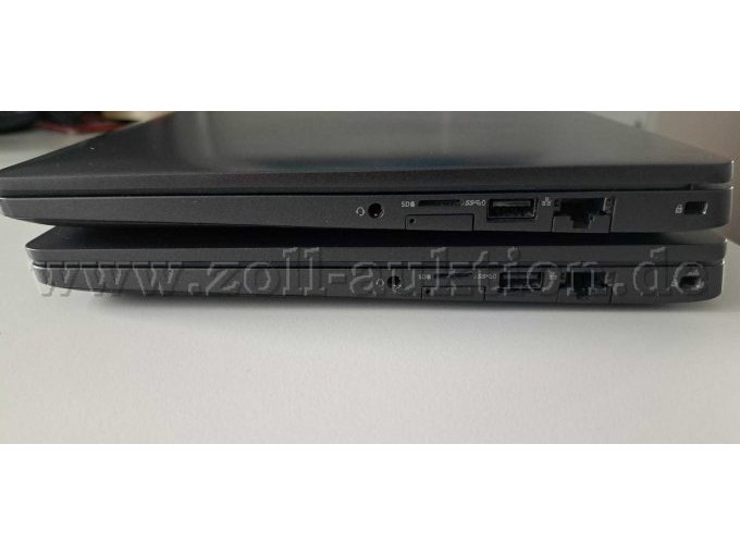 Dell Latitude 5300 von der rechten Seite