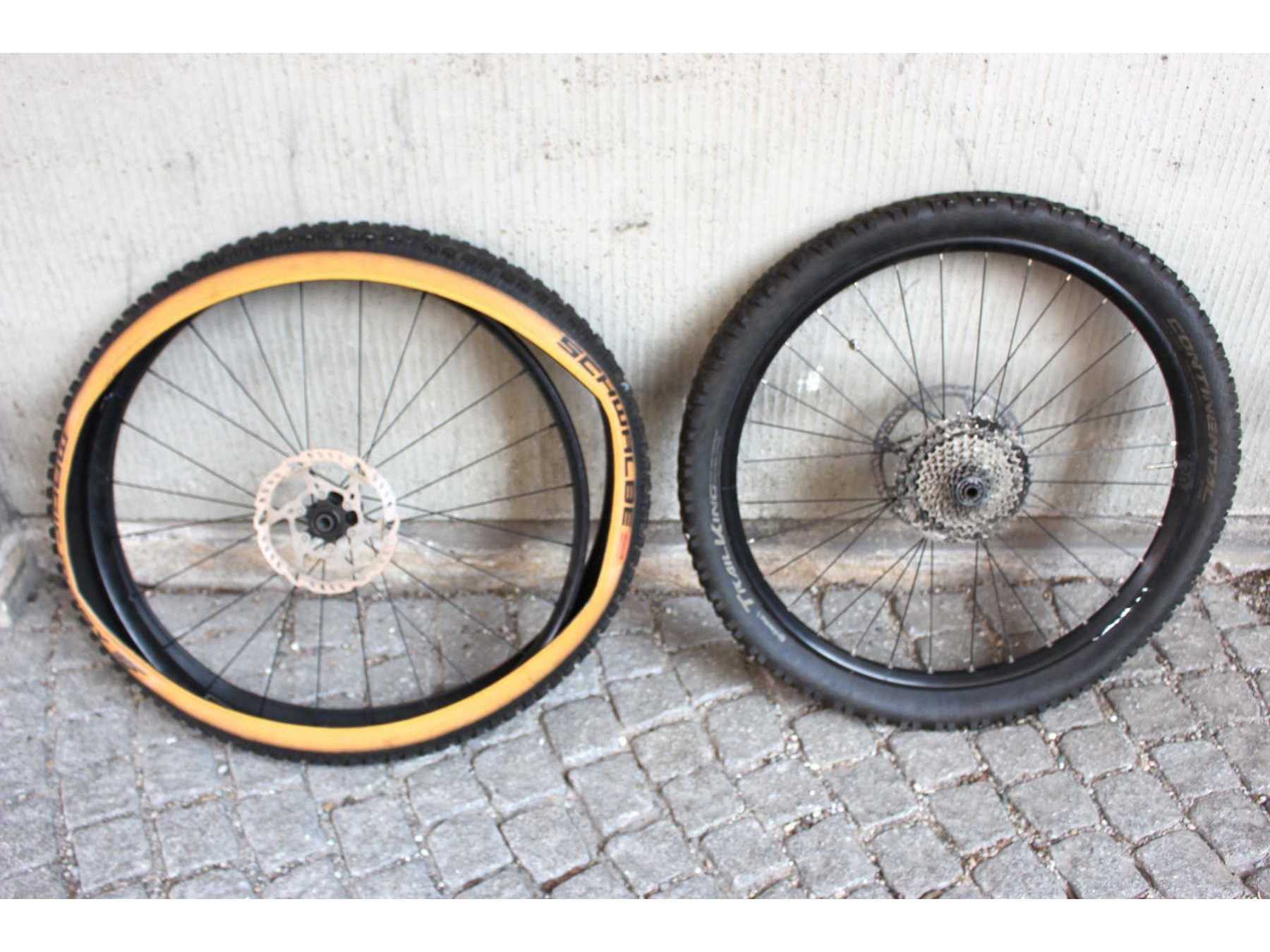 Ansicht beide Laufräder