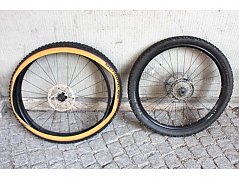 Ansicht beide Laufräder