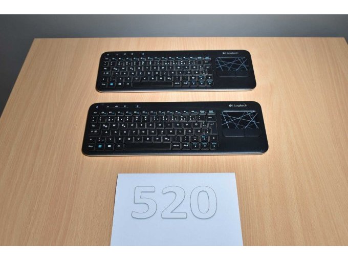 Logitech K400r Touch Wireless Tastatur schwarz 
Gesamtansicht