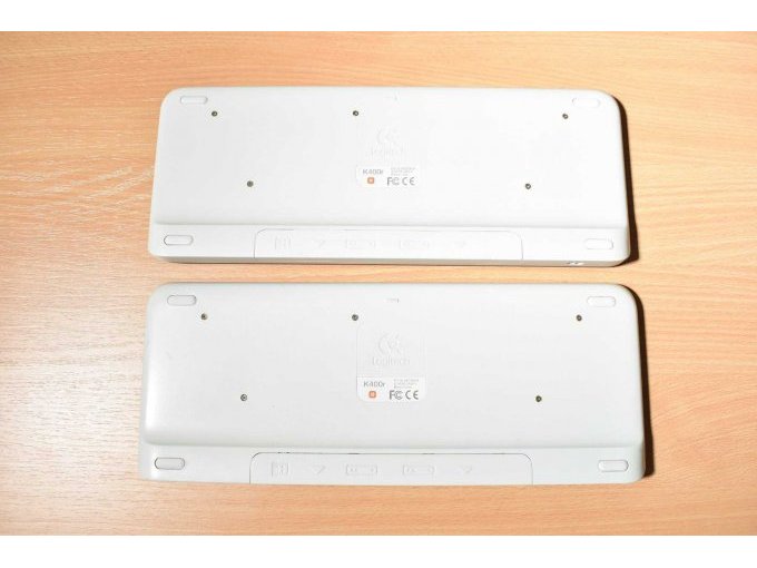 ogitech K400r Touch Wireless Tastatur schwarz
Ansicht von hinten