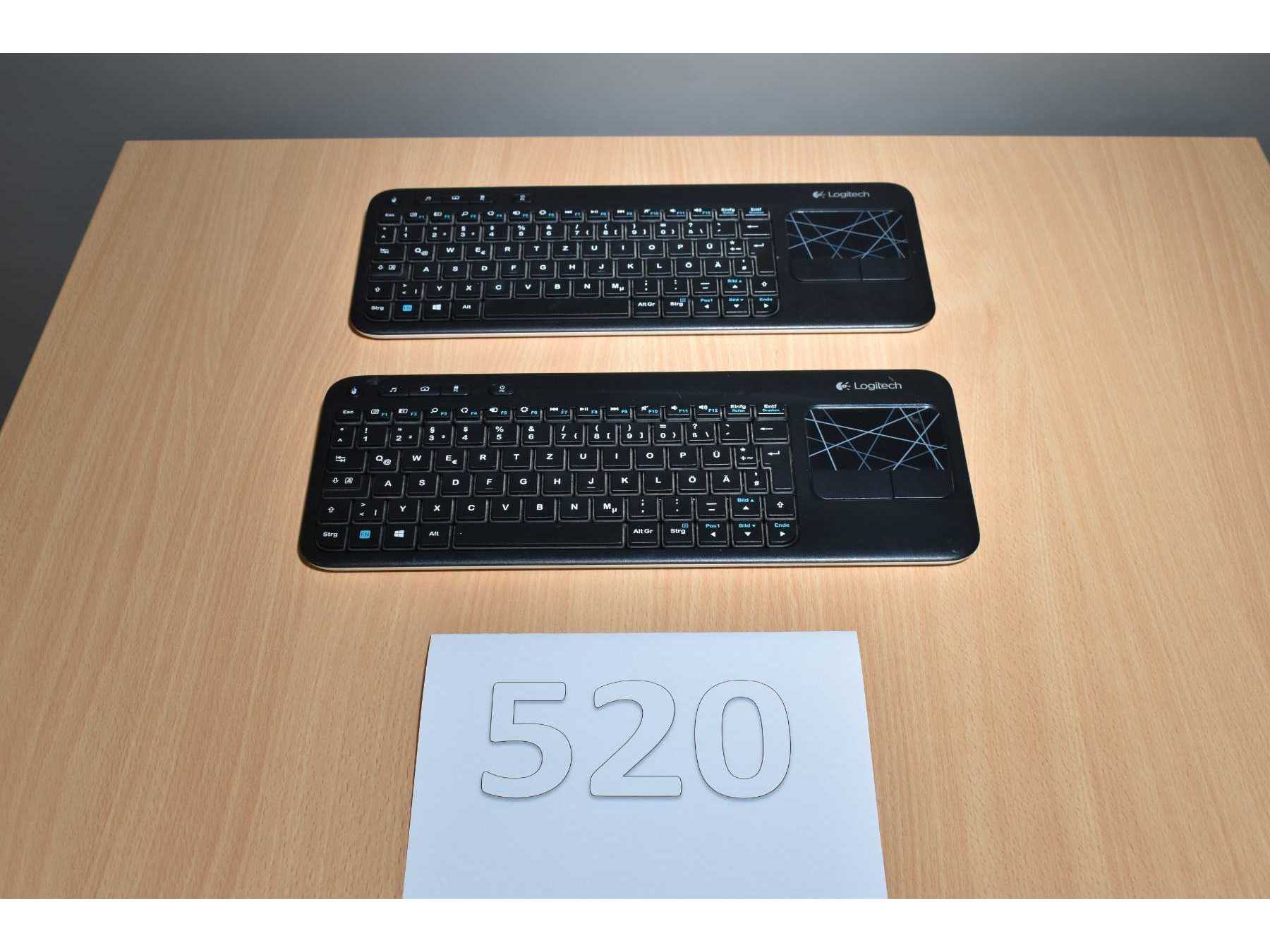 Logitech K400r Touch Wireless Tastatur schwarz 
Gesamtansicht