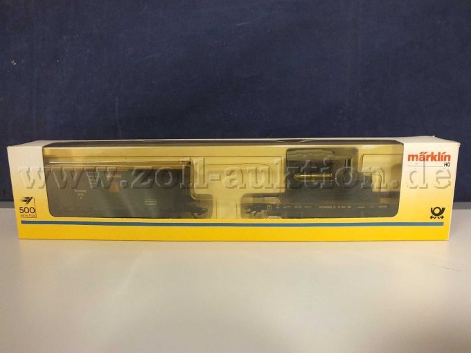 Gesamtansicht Märklin Postmuseumwagen-Set Nr. 63-01 mit Oldtimer LKW in OVP