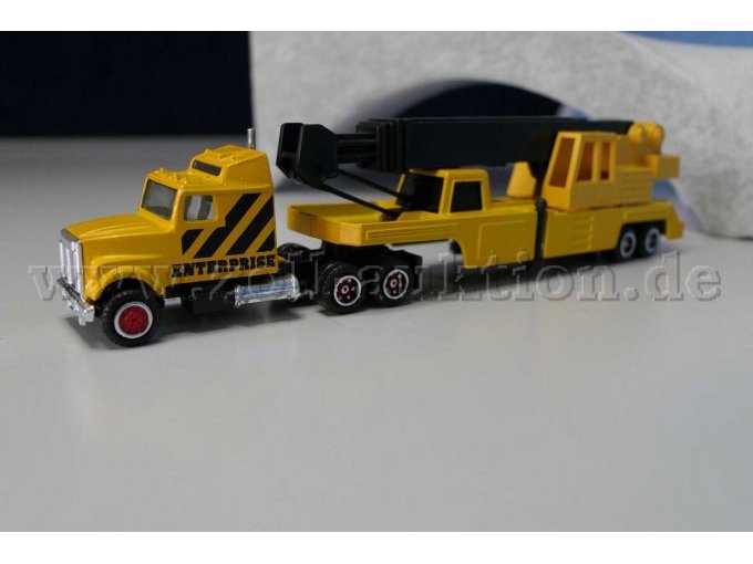 Majorette 617 Sattelzug Baufahrzeug Enterprise Kran Ansicht von der Seite