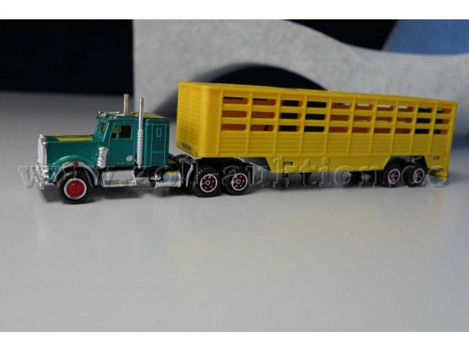 Majorette Sattelzug Kenworth Viehtransporter Ansicht von der Seite