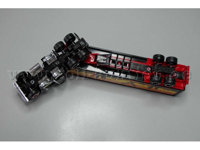 Majorette Sattelzug Kenworth Canyon Ansicht von unten