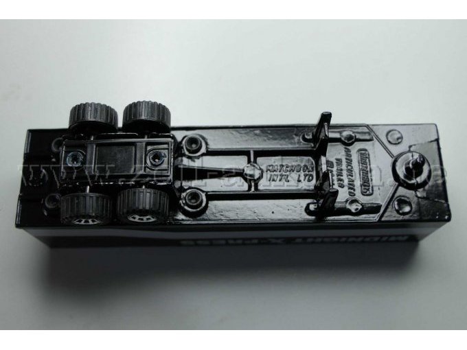 Matchbox Sattelzug Midnight Express Ansicht von unten