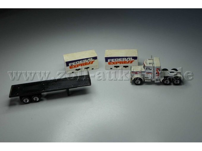 Matchbox Sattelzug mit zwei Containern Federal Express Ansicht von der Seite zerlegt