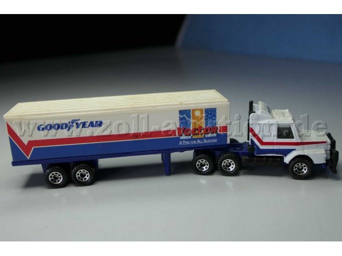 Matchbox Sattelzug Good Year Vector Ansicht von der Seite