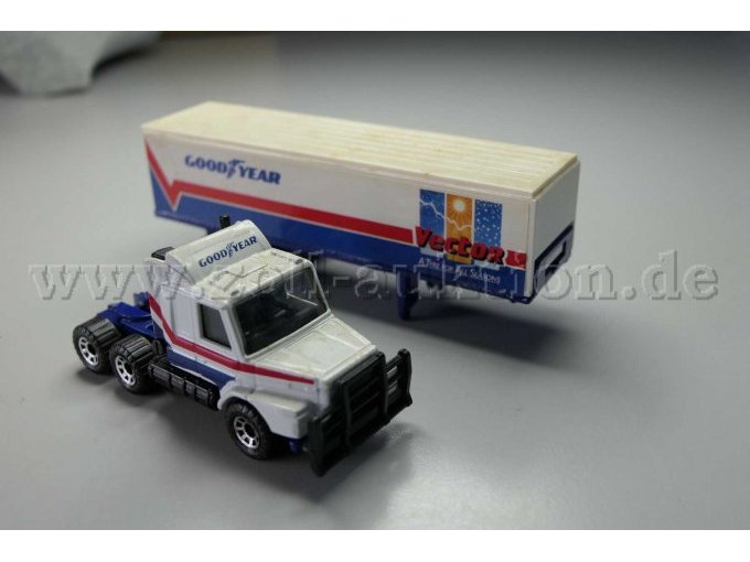 Matchbox Sattelzug Good Year Vector Ansicht Zerlegt