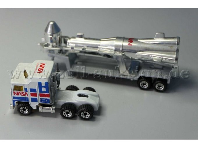 Matchbox Sattelzug NASA Rocket Transporter Ansicht zerlegt