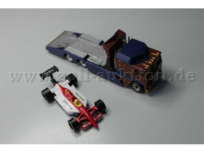 Matchbox Kenworth Cabover Racing Transporter mit Rennwagen Ansicht einzeln