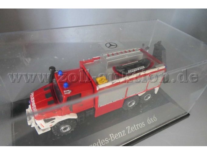 MB Zetros 6x6 Feuerwehr/ Schlauchboot Ansicht von oben