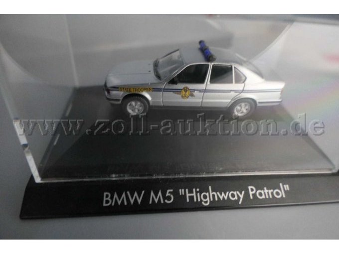 BMW M5 535i Highway Patrol Ansicht von der Seite