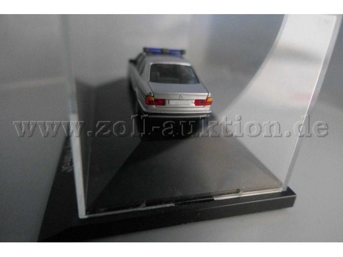 BMW M5 535i Highway Patrol Ansicht von hinten