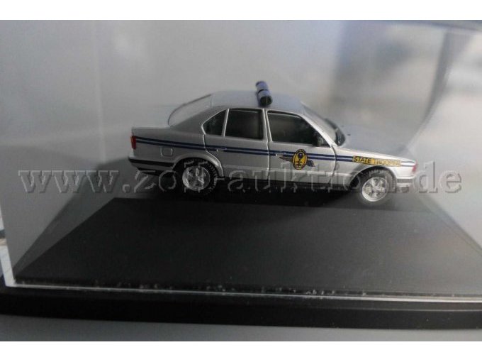 BMW M5 535i Highway Patrol Ansicht von der Seite