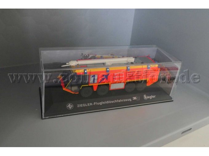Ziegler-Flugfeldlöschfahrzeug Z8 Hamburg Ansicht im Schaukasten