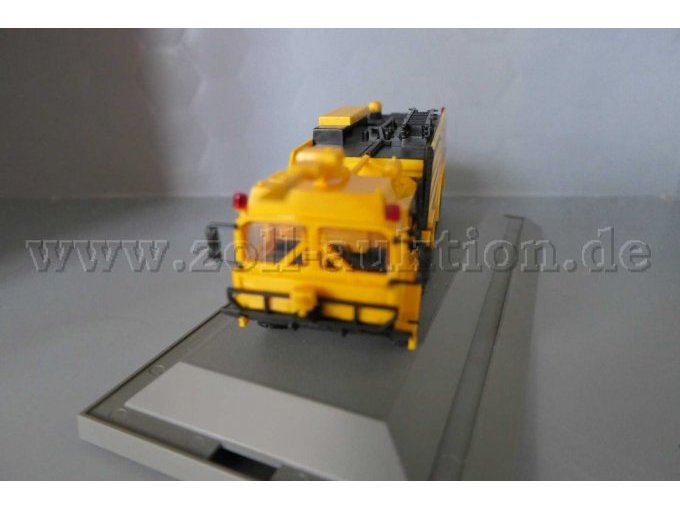 Rosenbauer Flughafenlöschfahrzeug Bush-Panther 8x8 Ansicht von vorne